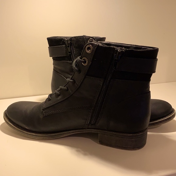 ALDO combat style boots - Picture 2 of 2